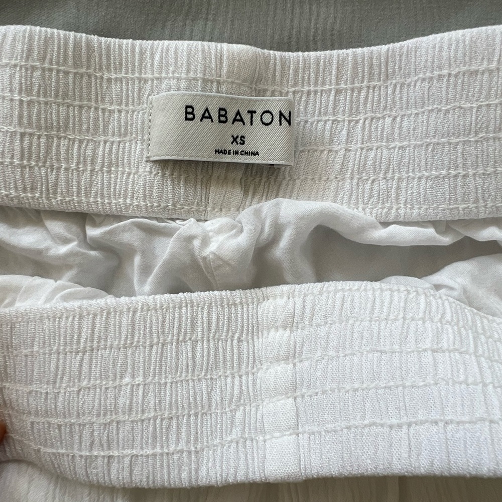 White Babaton pants from Aritzia